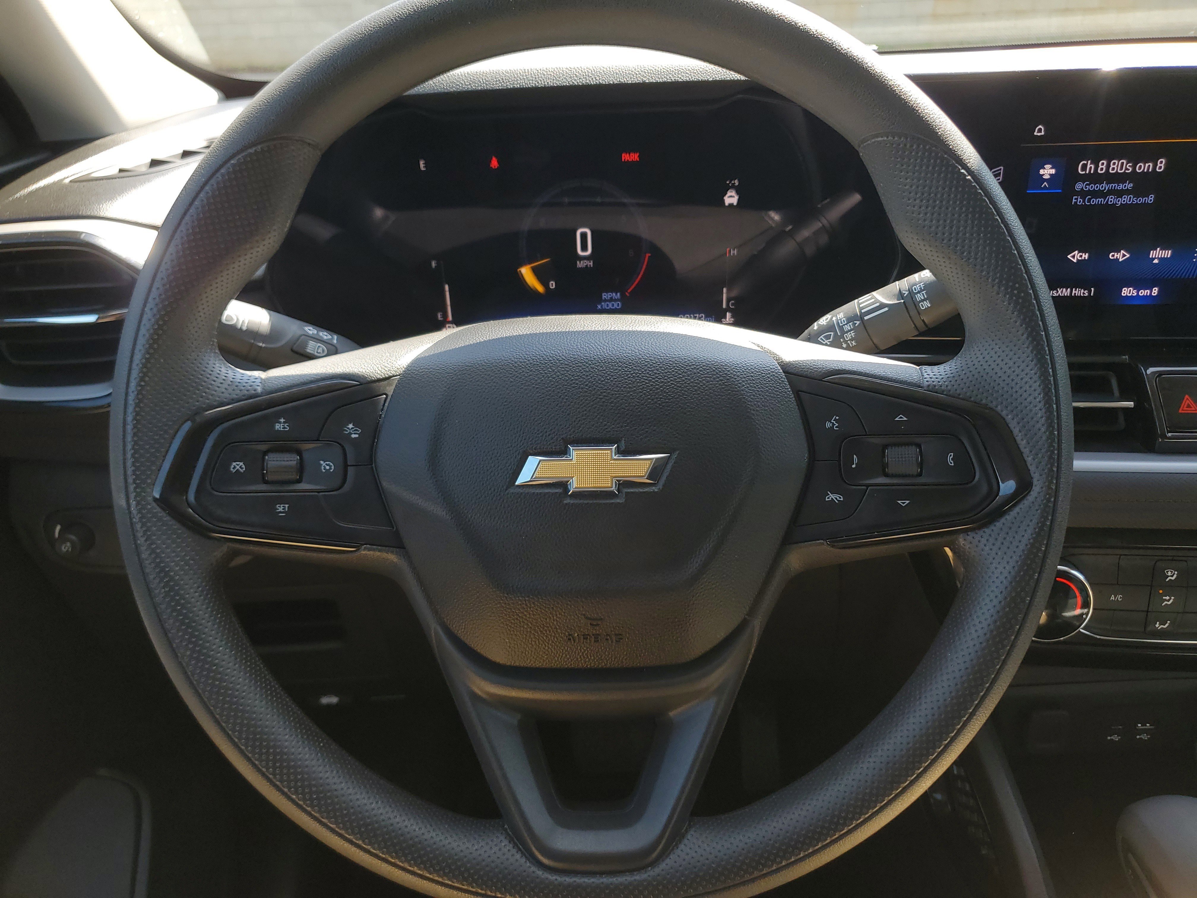 Used 2025 Chevrolet TrailBlazer LT FWD image 19