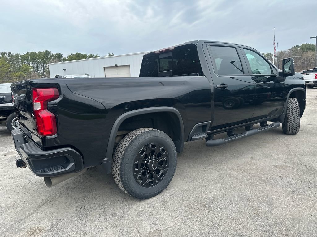 Used 2022 Chevrolet Silverado 3500 LTZ w/ LTZ Plus Package image 5