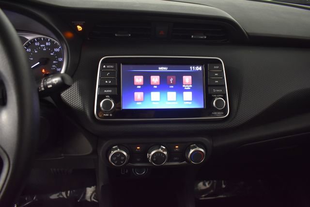 Certified 2025 Nissan Kicks Play S FWD image 18