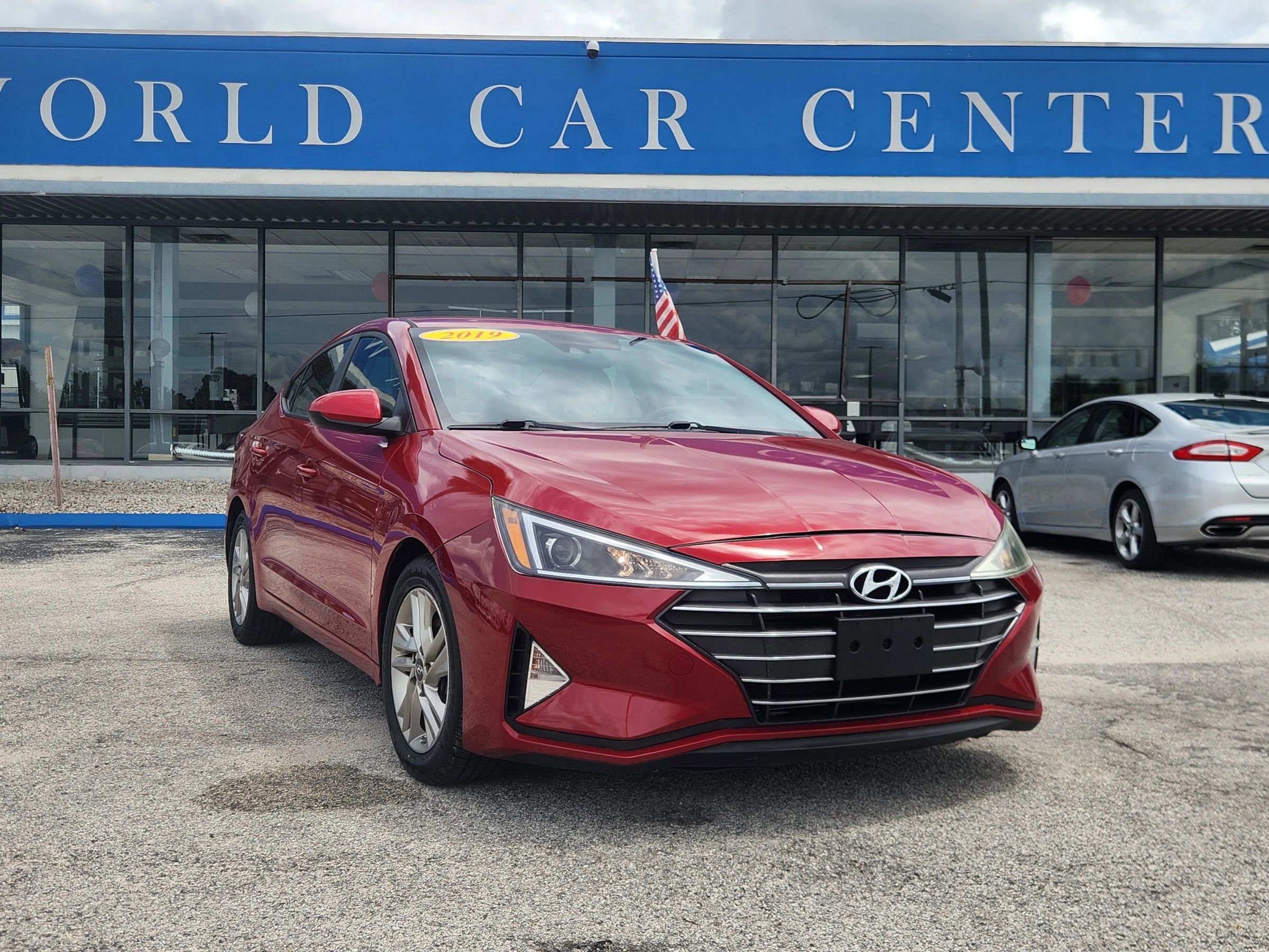 Used 2019 Hyundai Elantra SEL FWD image 1