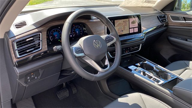 New 2026 Volkswagen Atlas SEL image 11