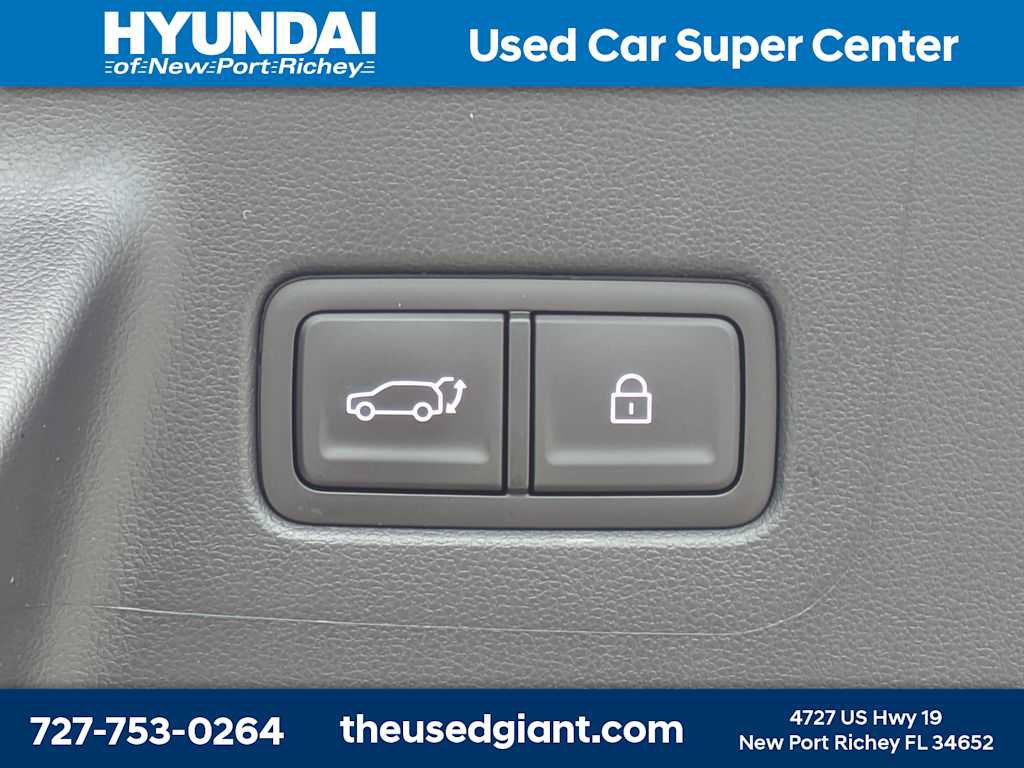 Used 2026 Hyundai Santa Fe SEL FWD image 14