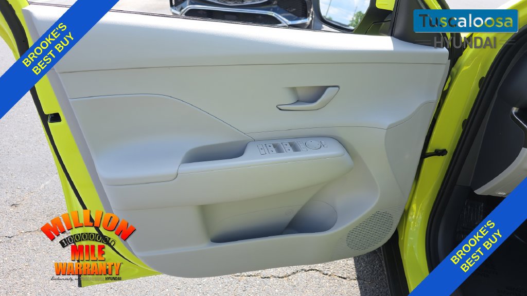 Used 2025 Hyundai Kona SEL AWD/4WD image 12
