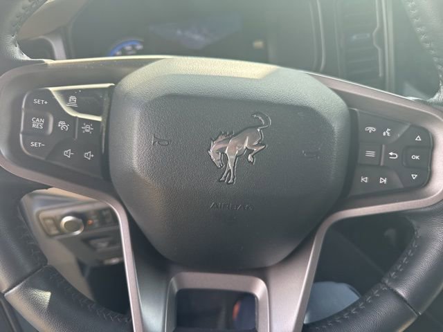 Used 2023 Ford Bronco Wildtrak image 8