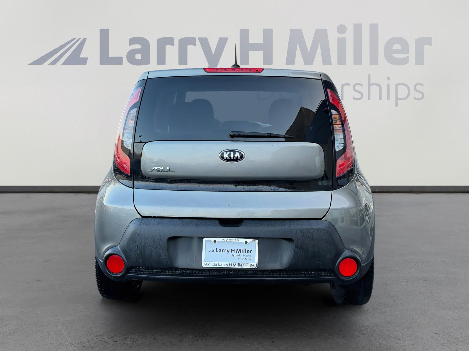 Used 2015 Kia Soul + image 4