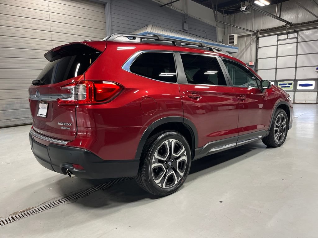Used 2023 Subaru Ascent Limited w/ Technology Package AWD/4WD image 7