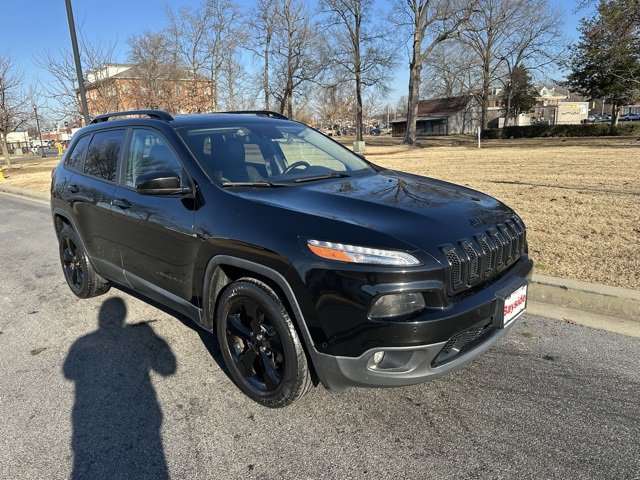 Used 2017 Jeep Cherokee High Altitude w/ Technology Group image 21