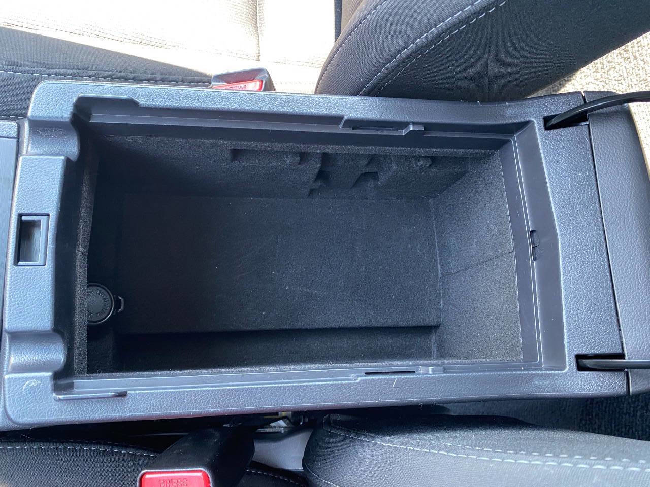 Used 2017 Subaru Legacy 2.5i Premium image 20