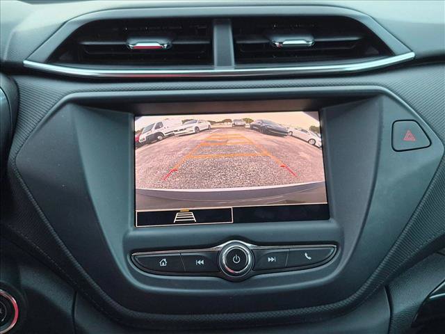 Used 2023 Chevrolet TrailBlazer LT FWD image 16