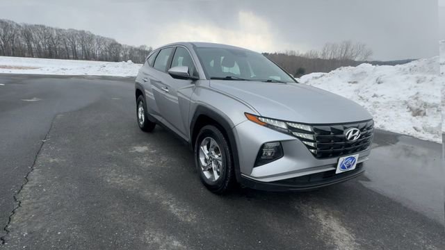 Used 2023 Hyundai Tucson SE image 2