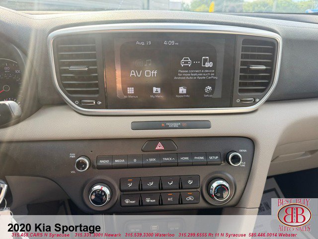 Used 2020 Kia Sportage LX AWD/4WD image 14