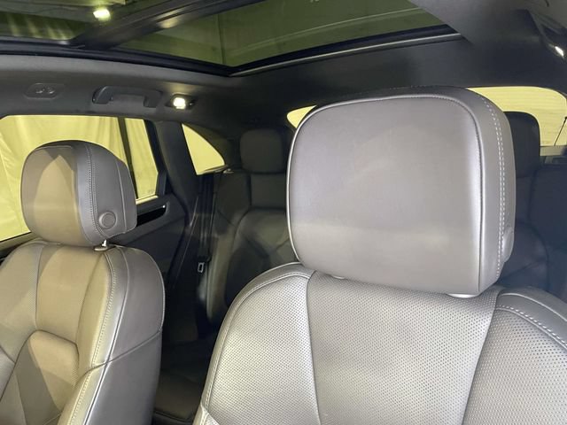 Used 2020 Porsche Macan AWD/4WD image 18