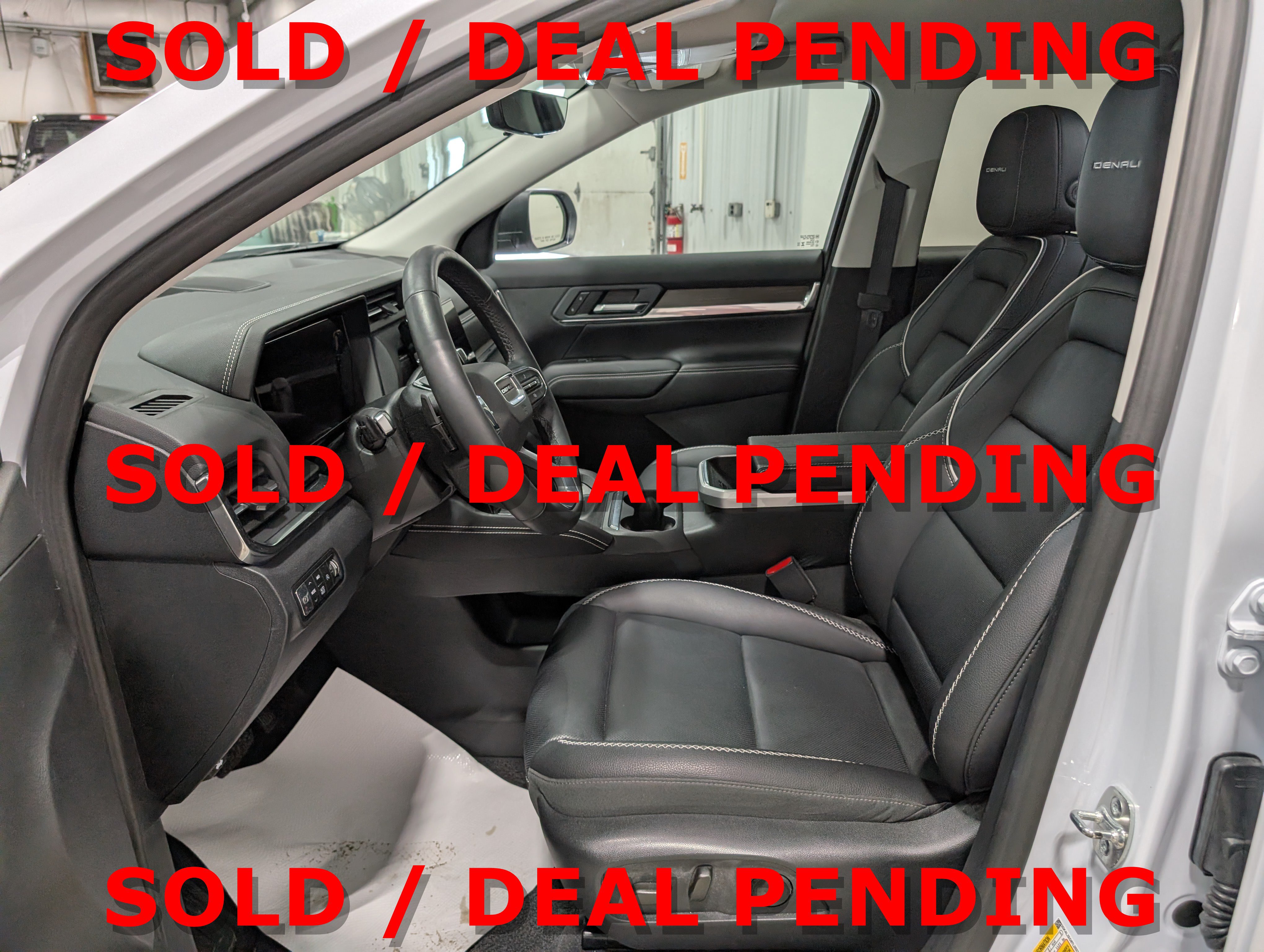 Used 2026 GMC Terrain Denali AWD/4WD image 14