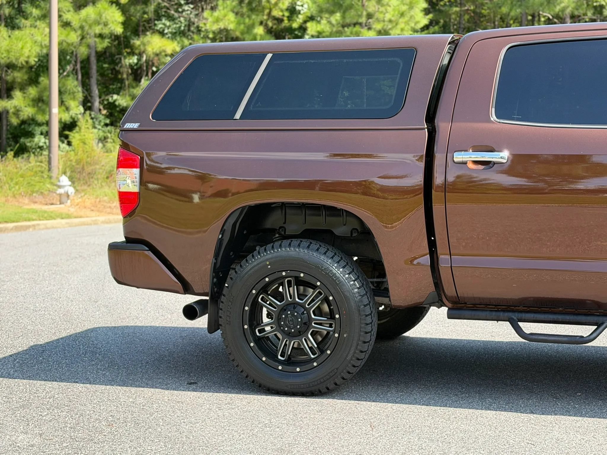 Used 2016 Toyota Tundra Platinum AWD/4WD image 9