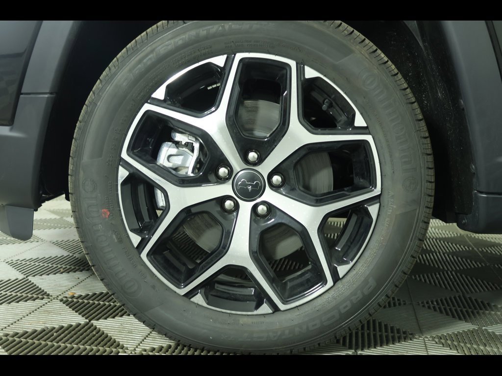 New 2026 Jeep Compass Limited image 12