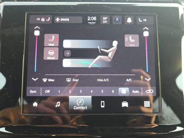 New 2025 Jeep Grand Cherokee Altitude w/ Trailer Tow Package image 19