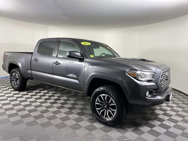 Used 2022 Toyota Tacoma TRD Sport w/ Technology Package image 1