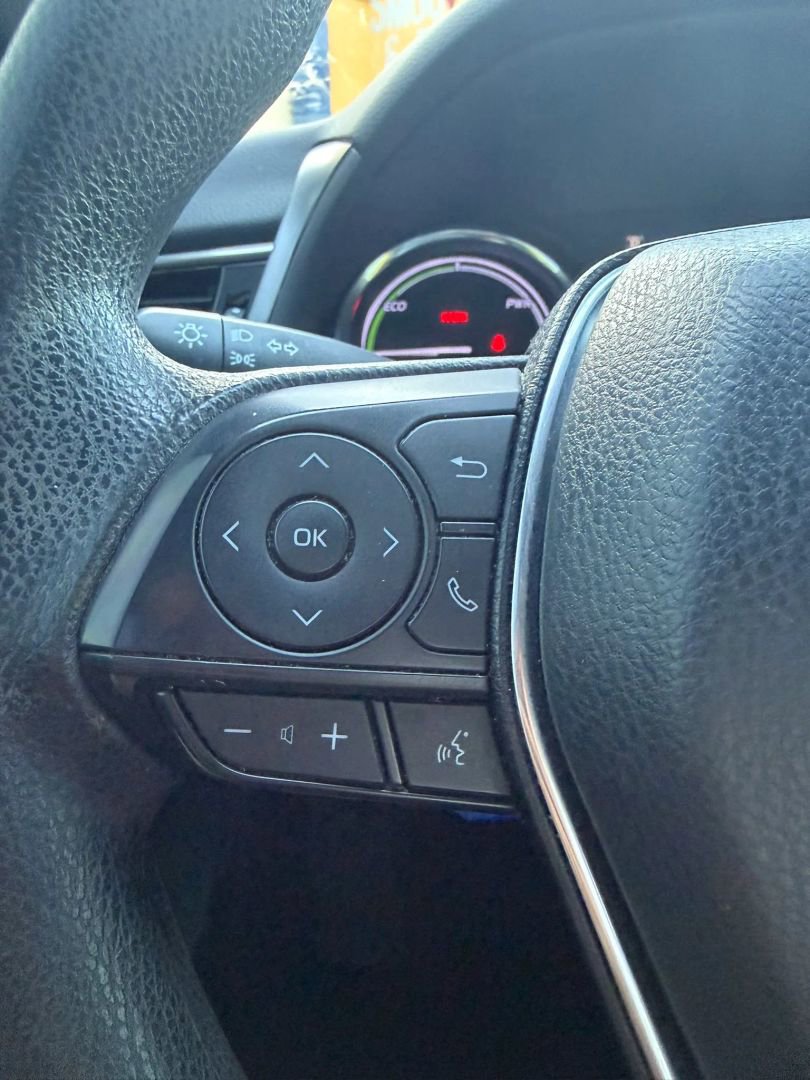 Used 2019 Toyota Camry LE FWD image 20