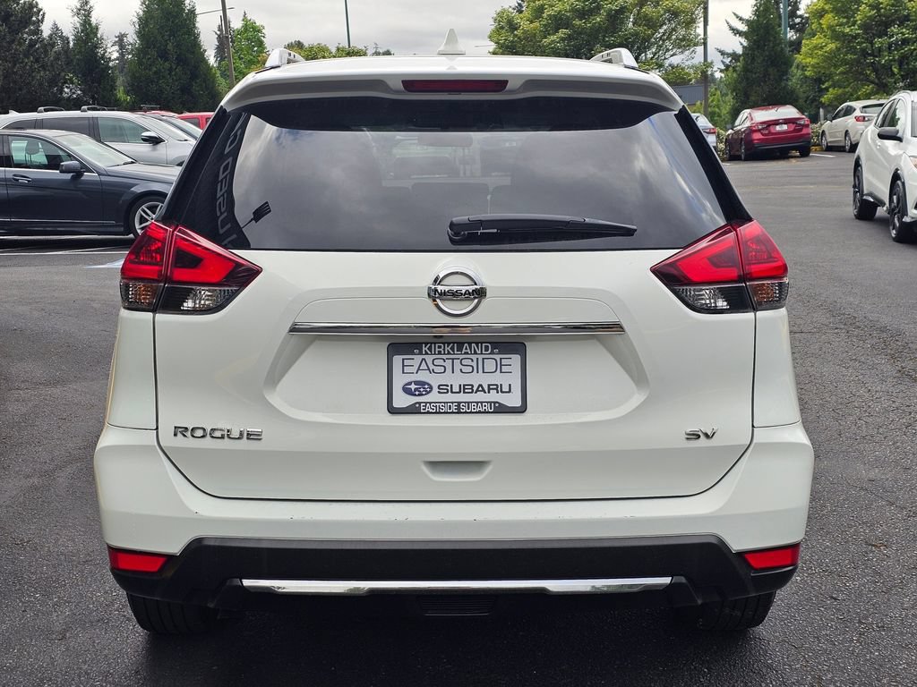 Used 2018 Nissan Rogue SV FWD image 6