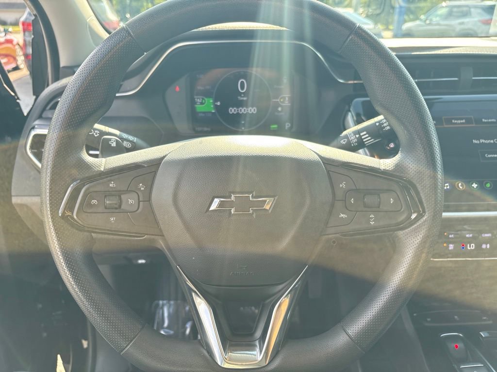 Used 2023 Chevrolet Bolt EUV LT FWD image 19