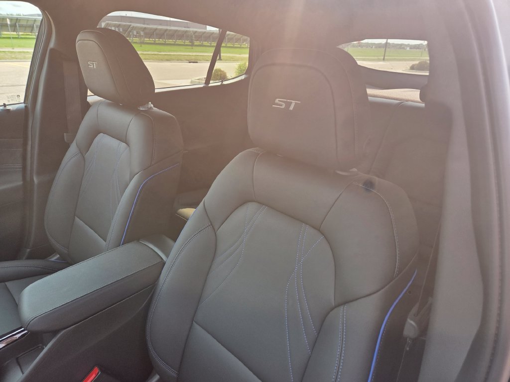New 2026 Buick Envista Sport Touring w/ Convenience I Package FWD image 12