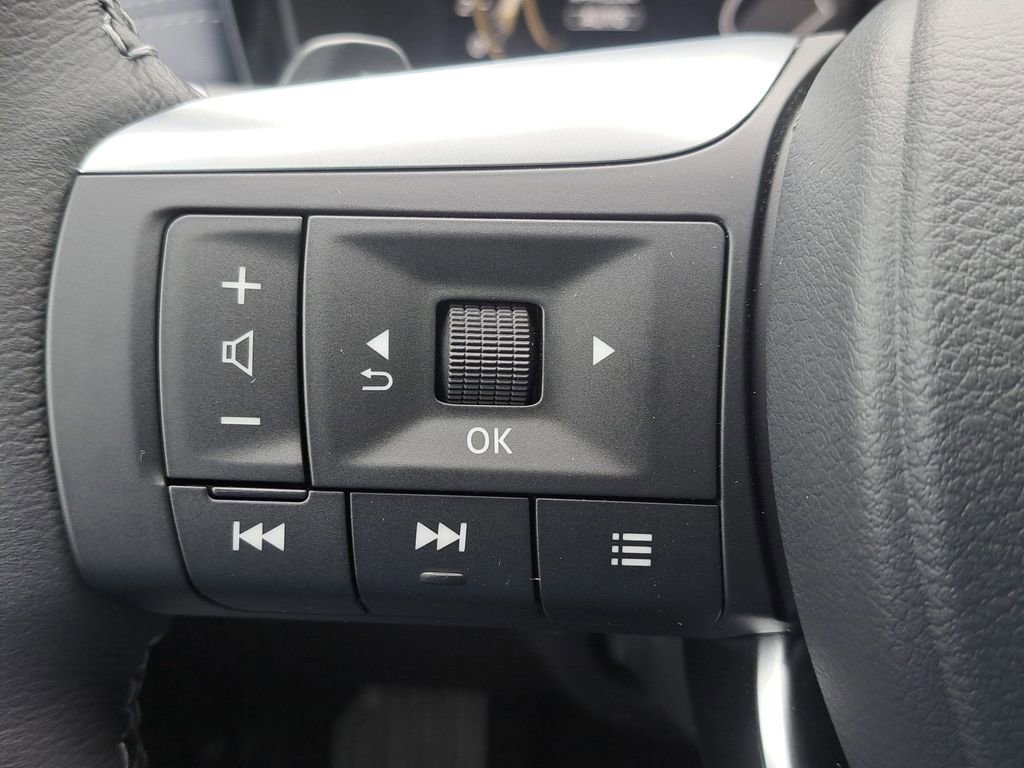 New 2026 INFINITI QX60 Sport w/ Dark Cargo Package image 8