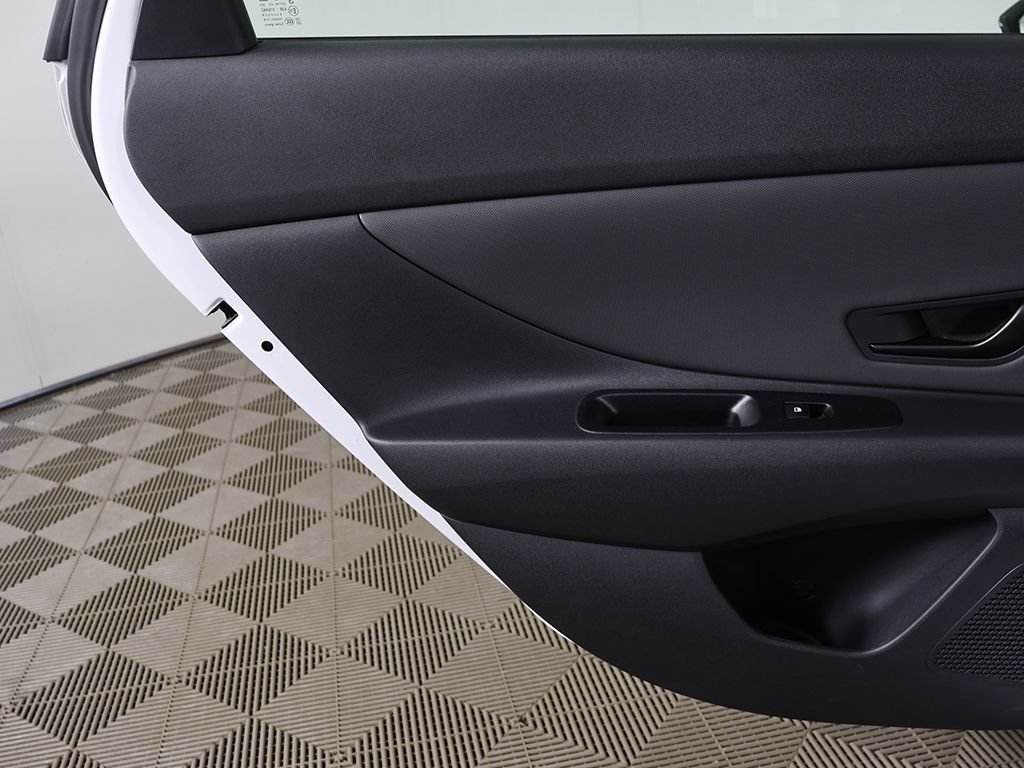 Certified 2025 Hyundai Elantra N Line FWD image 25