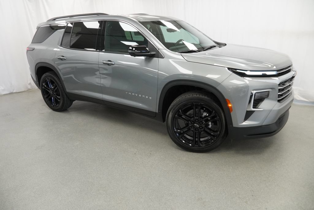 New 2026 Chevrolet Traverse LT w/ Driver Confidence Package AWD/4WD image 6