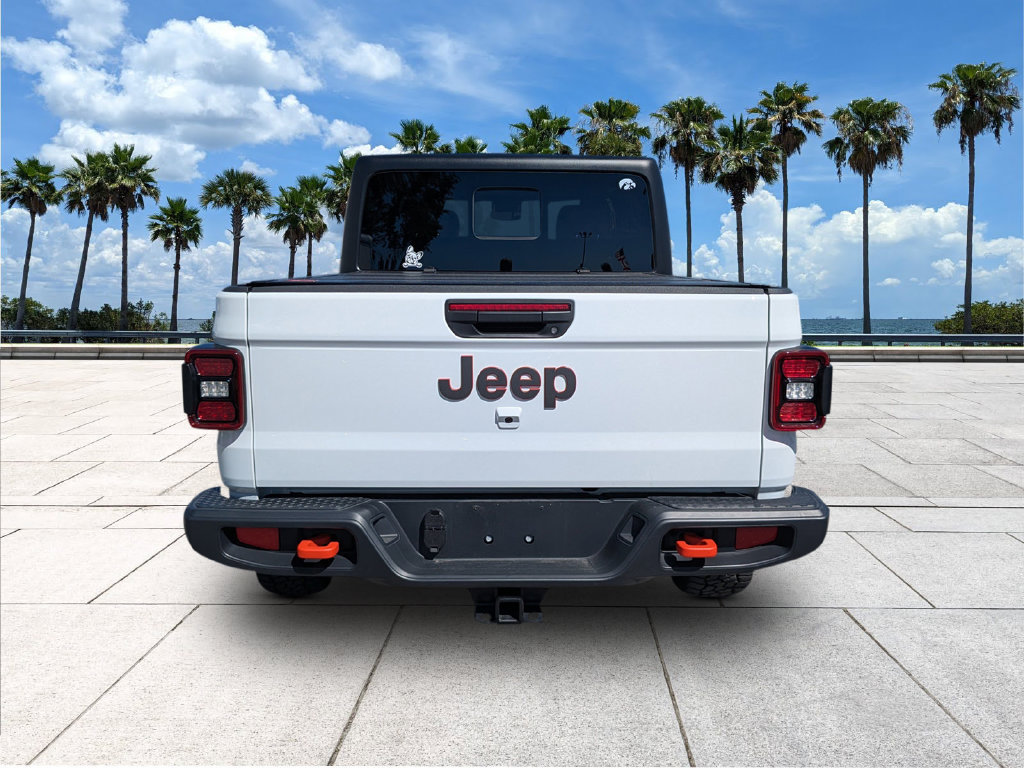 Used 2024 Jeep Gladiator Mojave w/ Technology Group AWD/4WD image 7