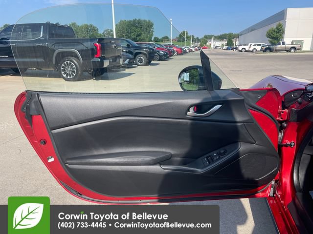 Used 2016 MAZDA MX-5 Miata Sport RWD image 18