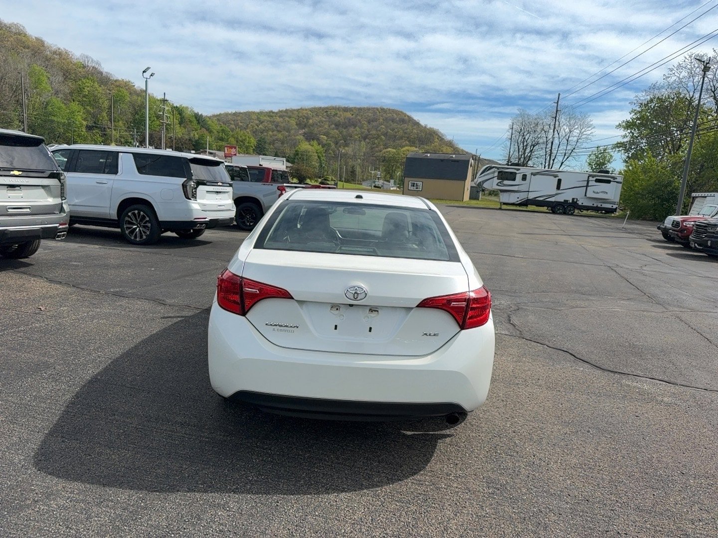Used 2017 Toyota Corolla XLE FWD image 5
