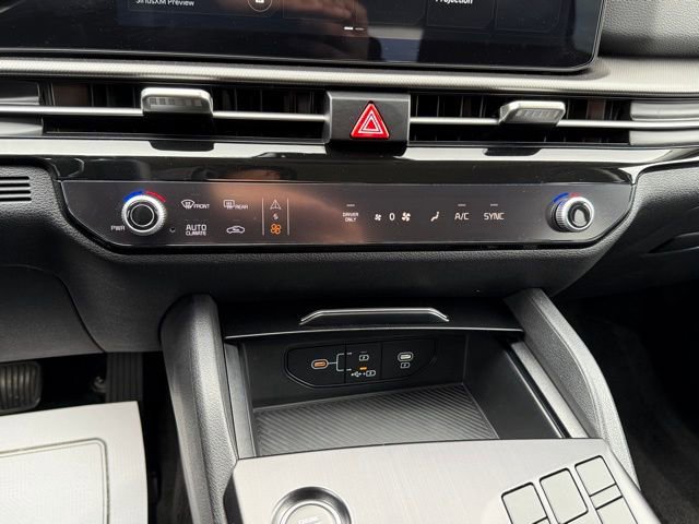 Used 2026 Kia Sportage LX image 21