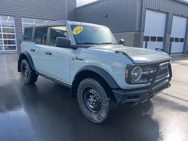 Used 2022 Ford Bronco Black Diamond image 3