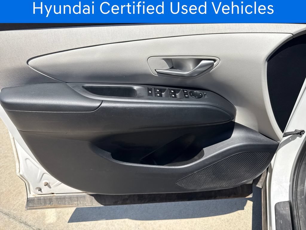 Certified 2025 Hyundai Tucson SEL AWD/4WD image 12