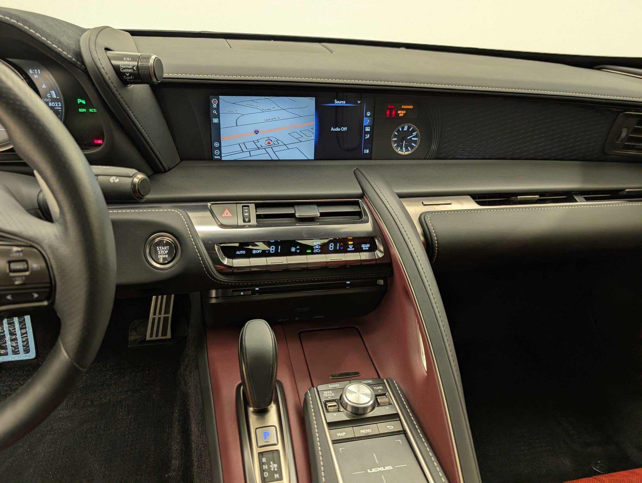 Used 2023 Lexus LC 500 Coupe w/ Performance Package image 25