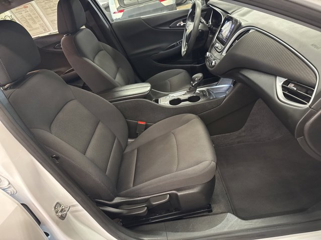 Used 2023 Chevrolet Malibu LT FWD image 26