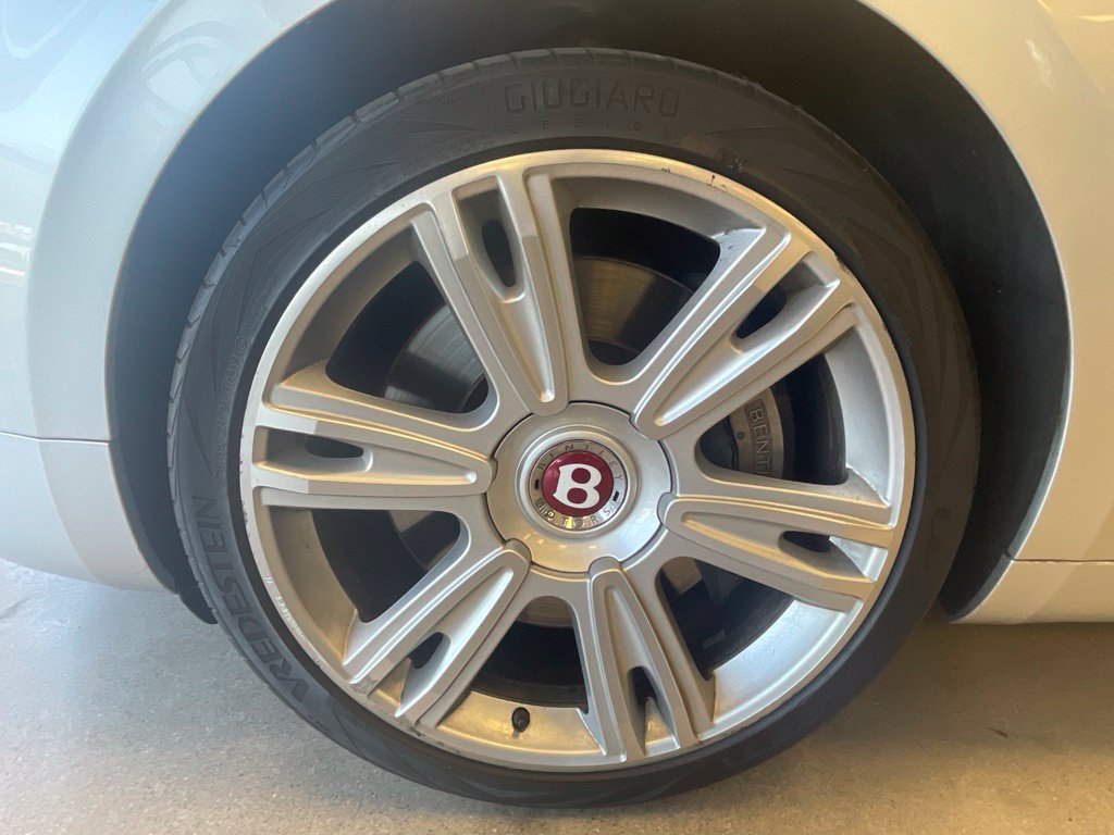 Used 2015 Bentley Flying Spur V8 AWD/4WD image 39