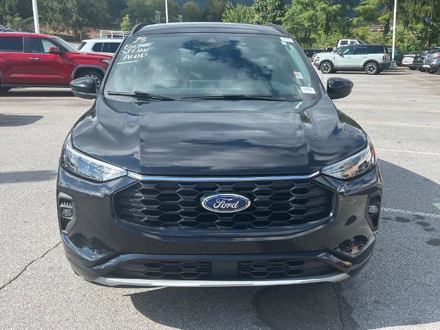 Certified 2023 Ford Escape ST-Line Select w/ Tech Pack #1 image 5