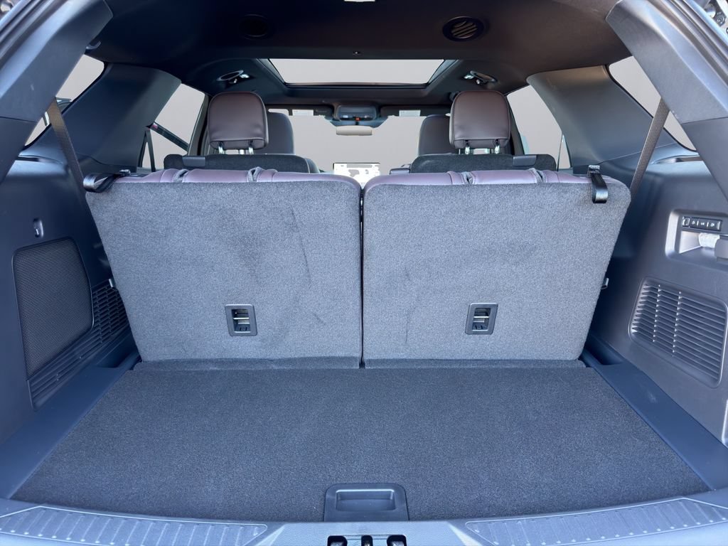 New 2026 Ford Explorer Platinum w/ LUX Leather Package AWD/4WD image 13