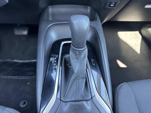Used 2023 Toyota Corolla LE image 28