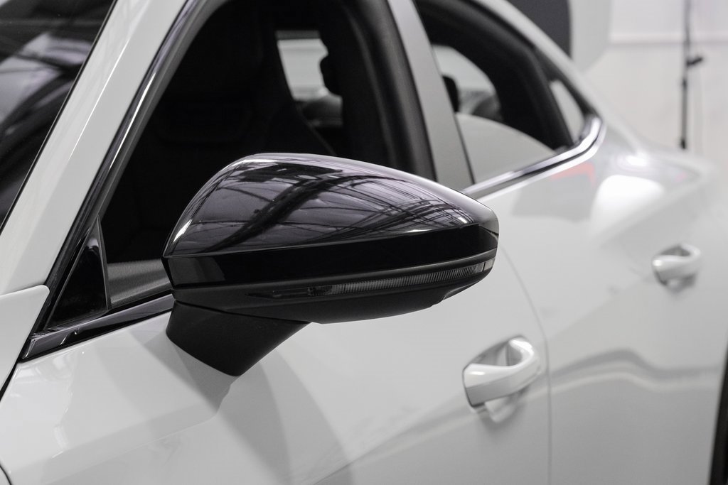 Used 2024 Audi e-tron GT Prestige image 42