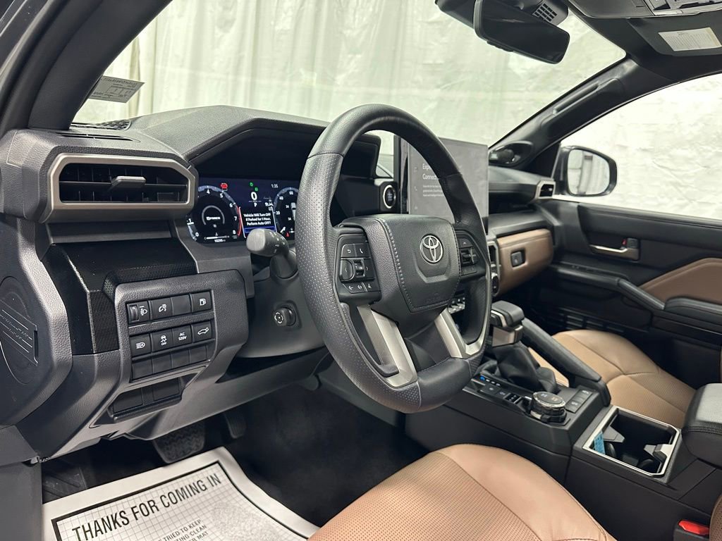 Used 2025 Toyota 4Runner Limited image 14