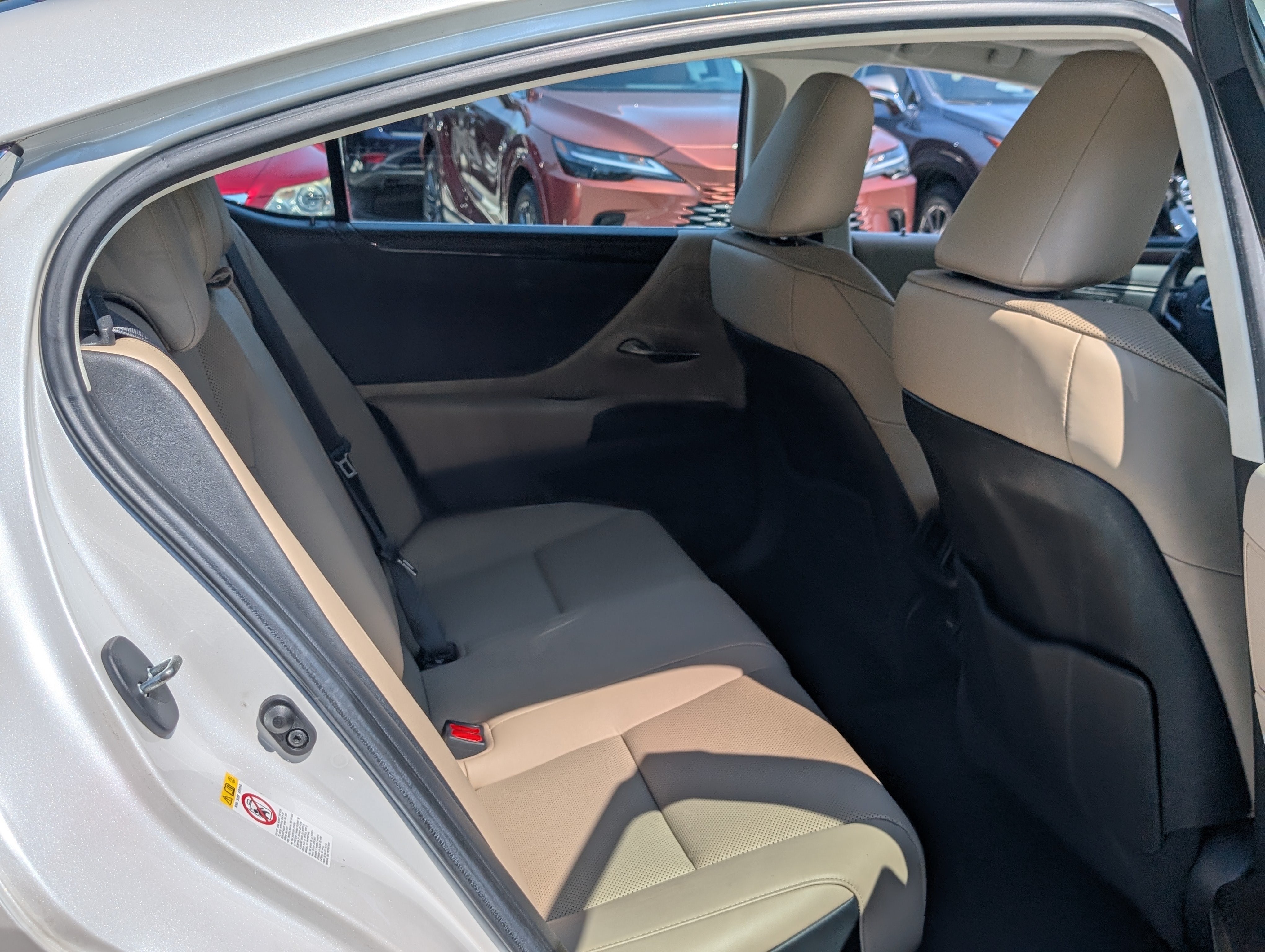 Used 2019 Lexus ES 350 w/ Premium Package FWD image 12
