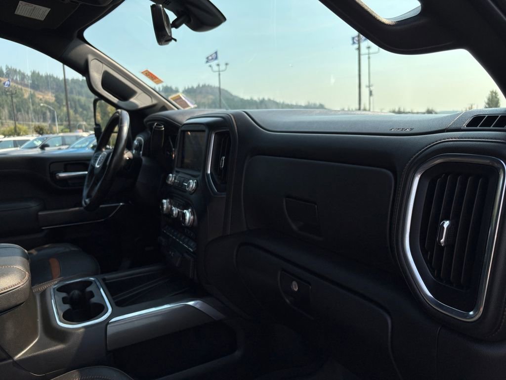 Used 2023 GMC Sierra 3500 AT4 w/ AT4 Premium Plus Package image 27