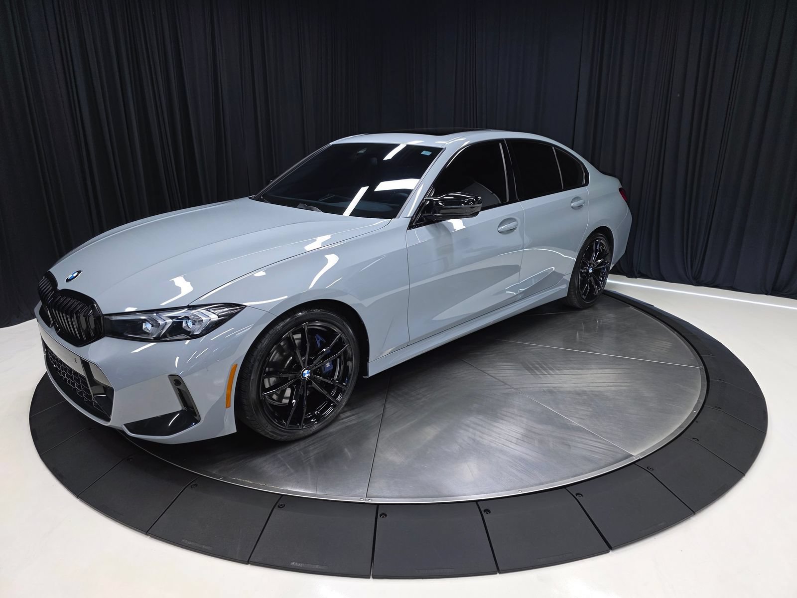 Used 2024 BMW M340i RWD image 8