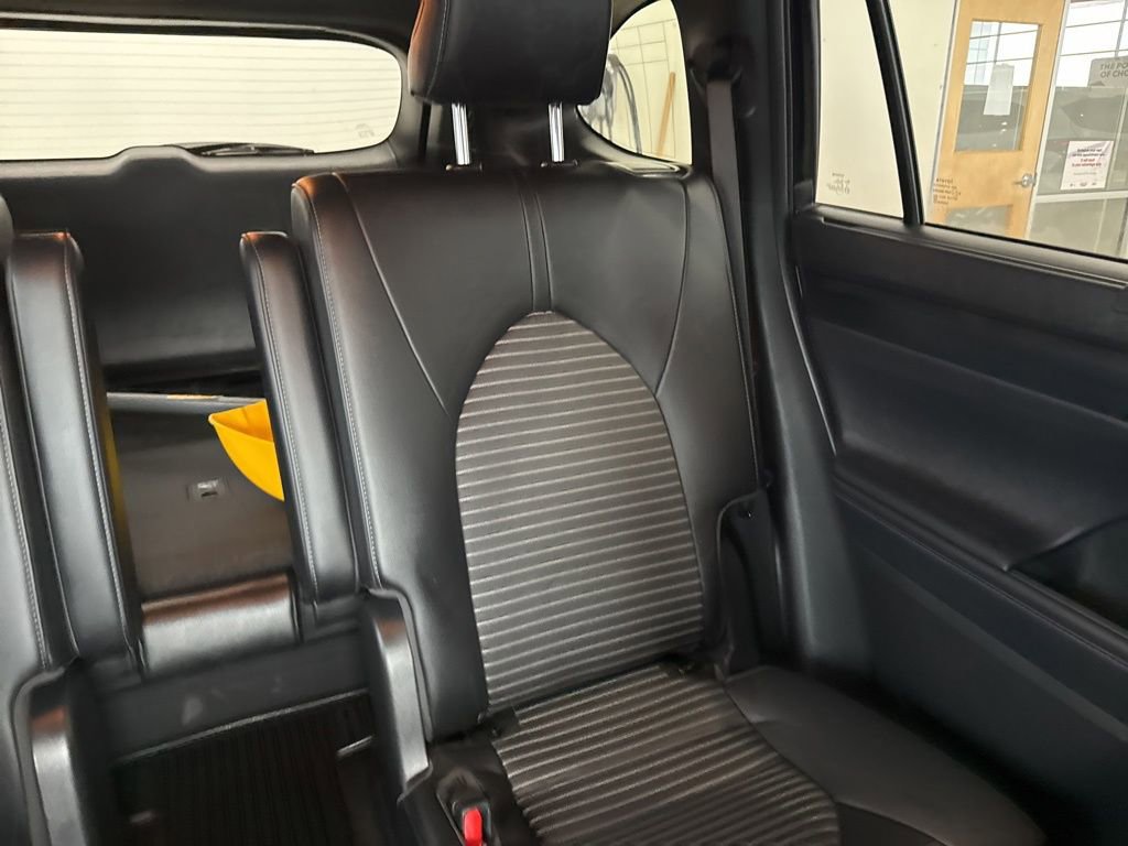 Used 2023 Toyota Highlander XSE image 15