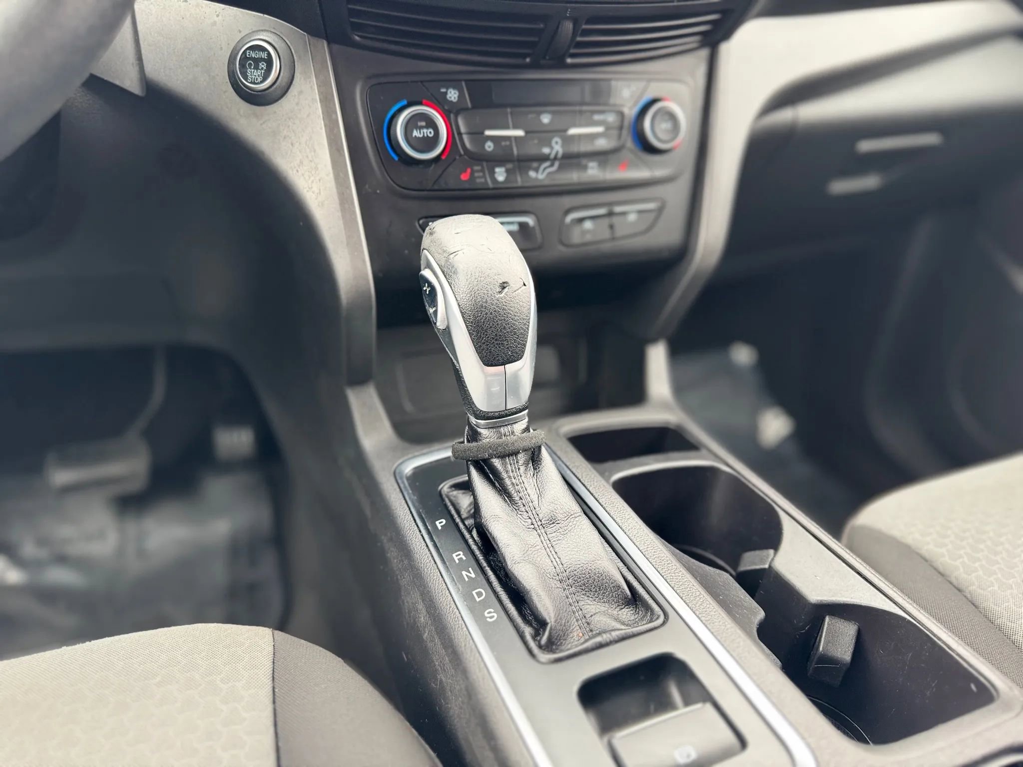 Used 2019 Ford Escape SE image 23