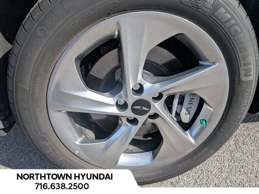 Used 2026 Genesis GV70 2.5T Select image 48