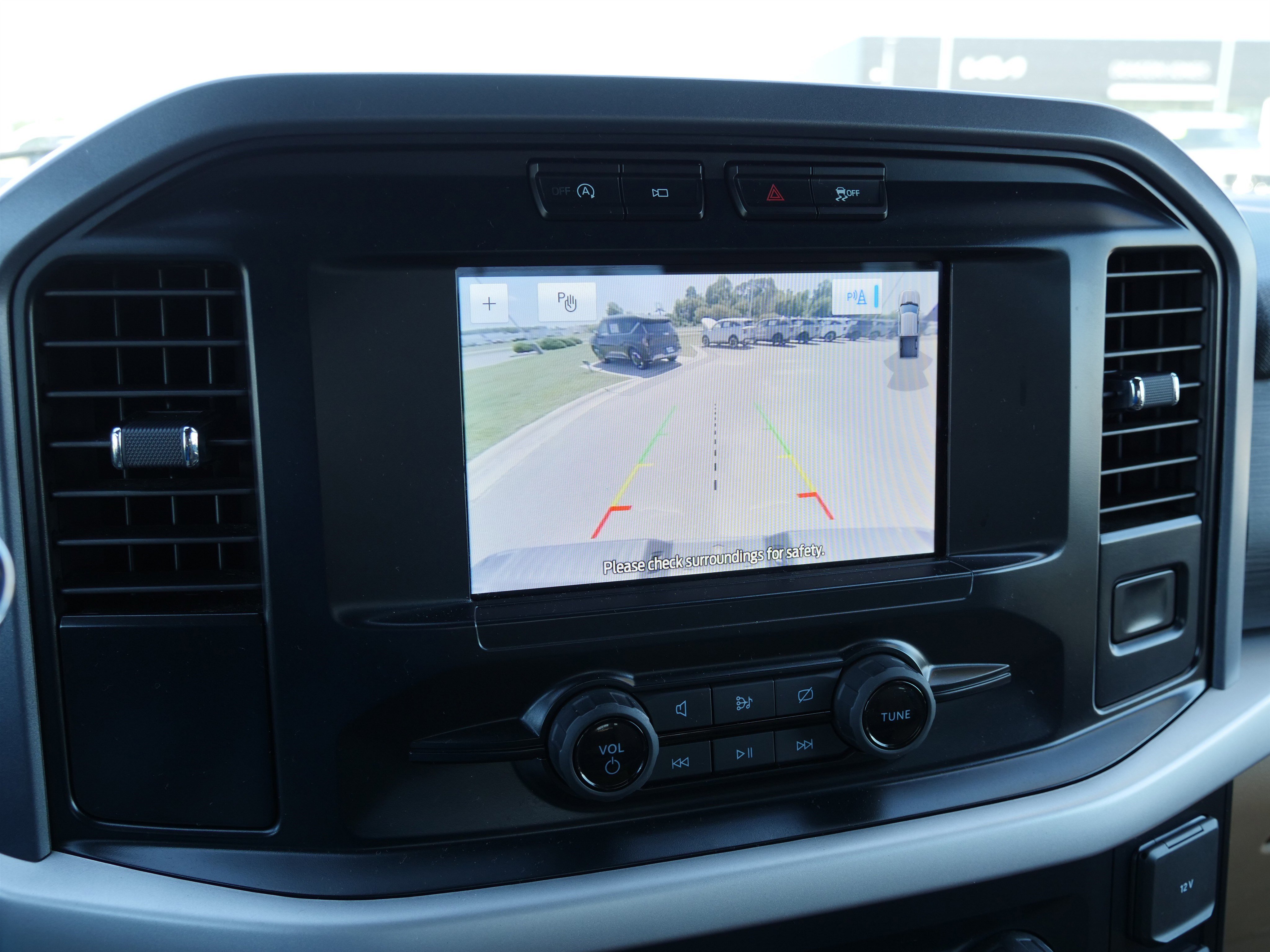 Used 2023 Ford F150 XLT image 23