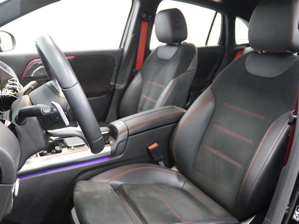 Used 2021 Mercedes-Benz GLA 35 AMG 4MATIC image 11
